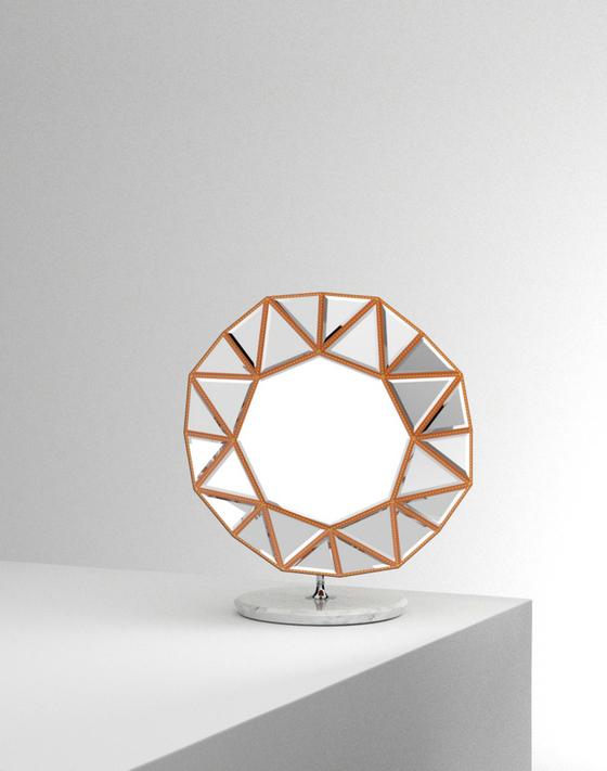 钻石镜由Marcel Wanders设计,用于收藏